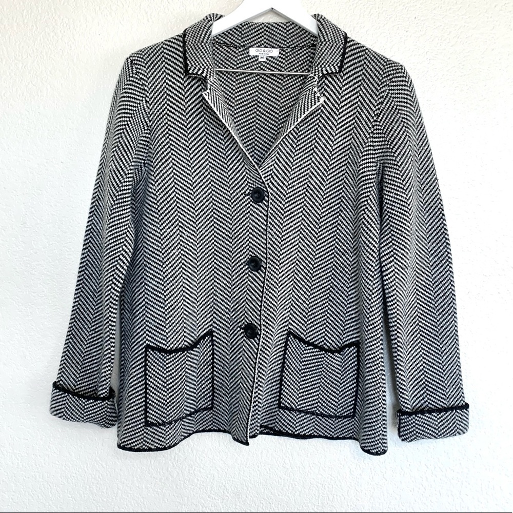 Gio & Gio Black & White Chevron Knit Jacket